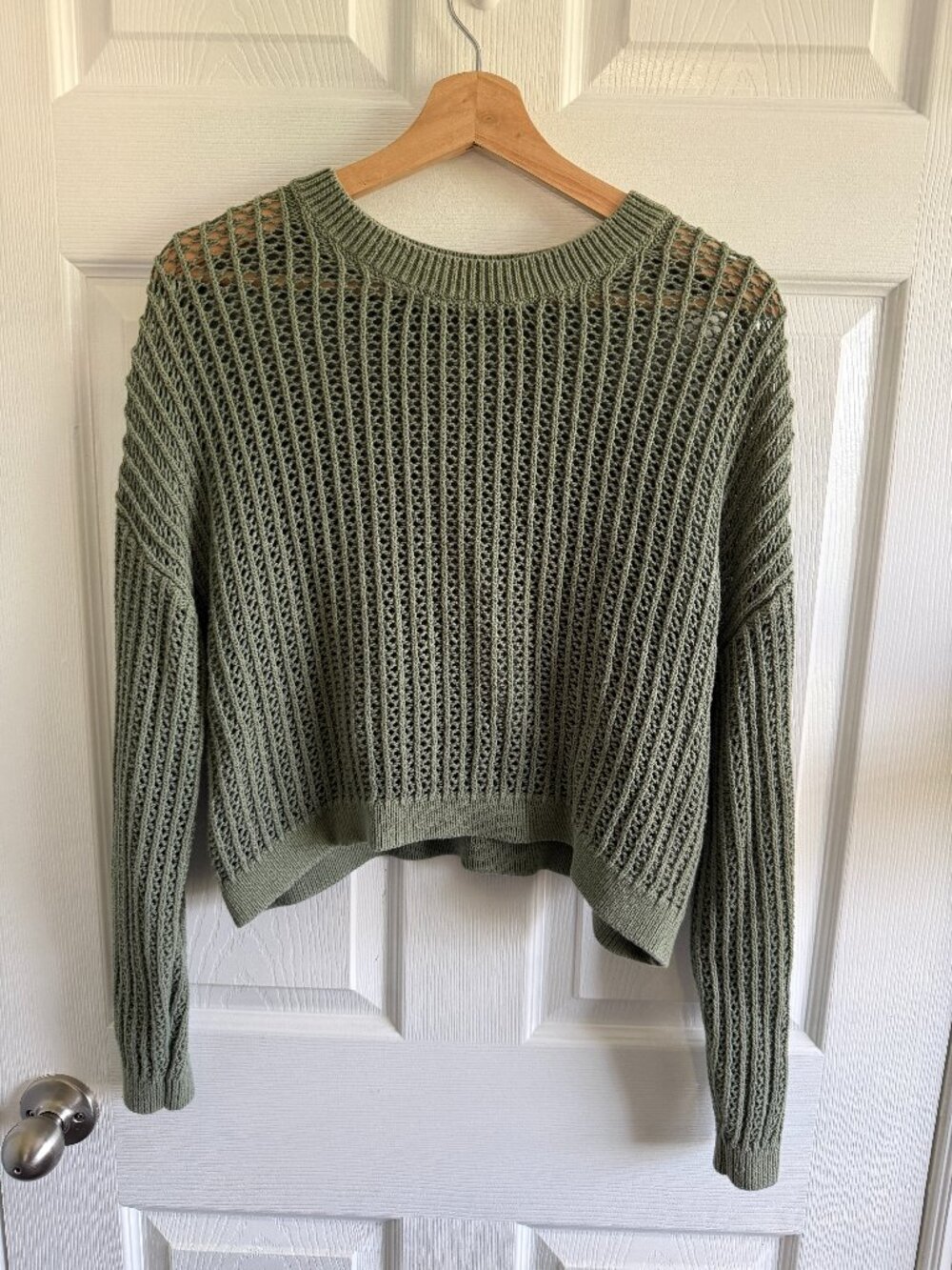 Old Navy Open-Stitch Green Rib-Knit Crew Neck Sweater Size Medium layering piece